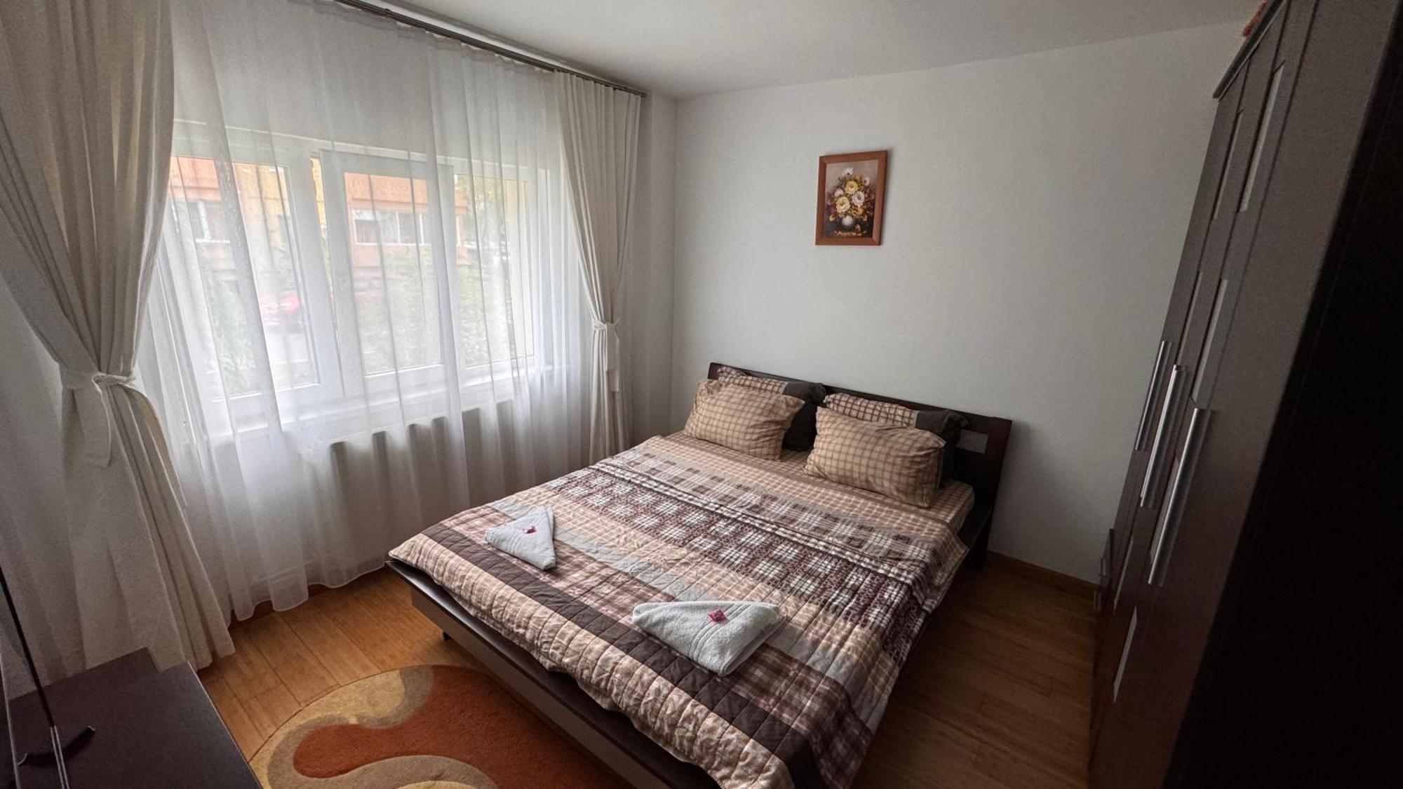 Apartament 3 Camere Otopeni Luaran gambar