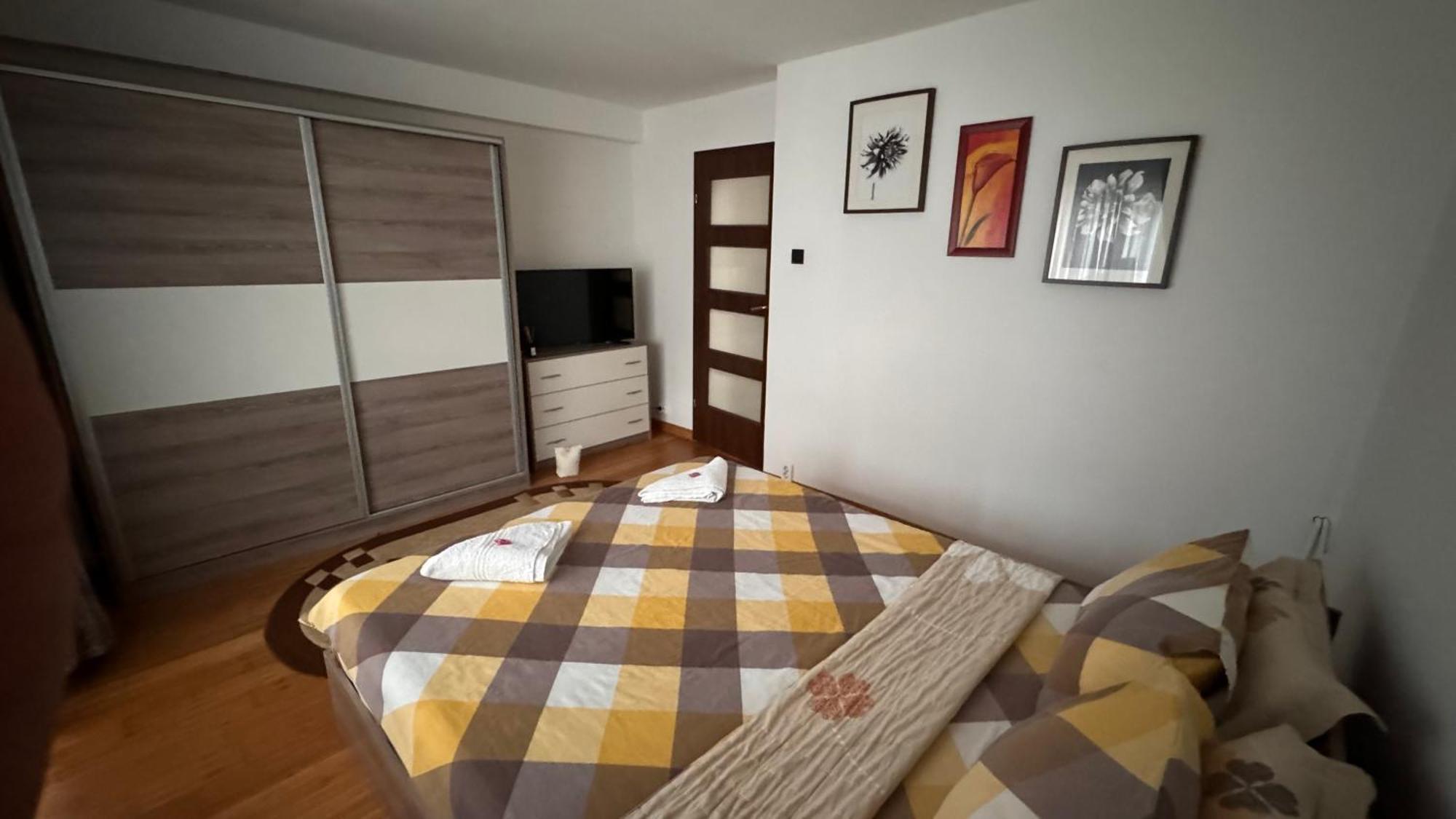 Apartament 3 Camere Otopeni Luaran gambar
