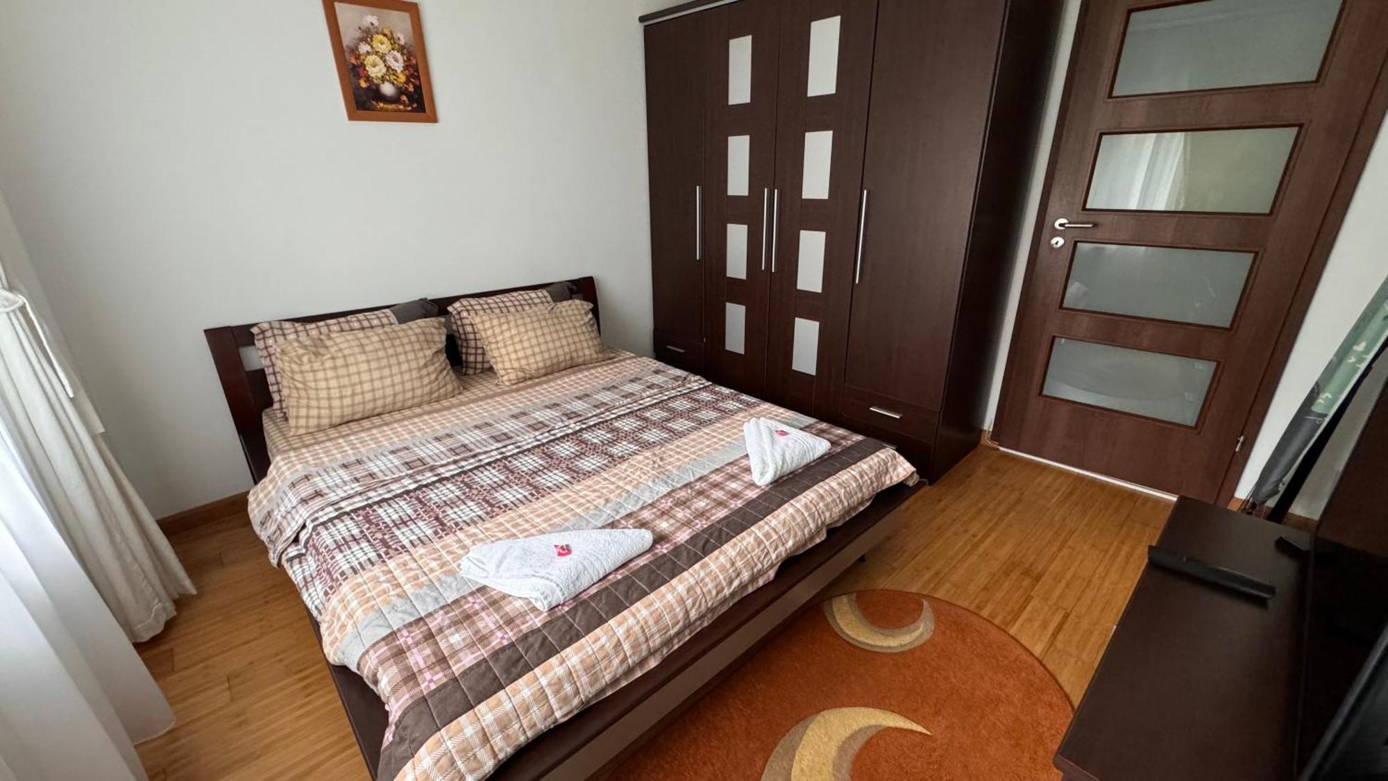 Apartament 3 Camere Otopeni Luaran gambar
